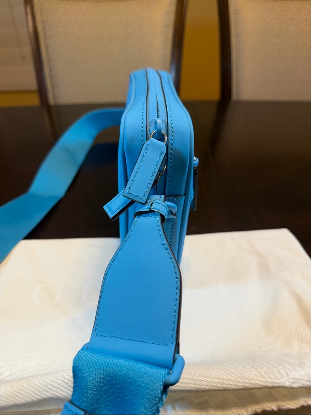 New Authentic Gucci GG Supreme Logo Blue Leather Shoulder Bag - Picture 7 of 16
